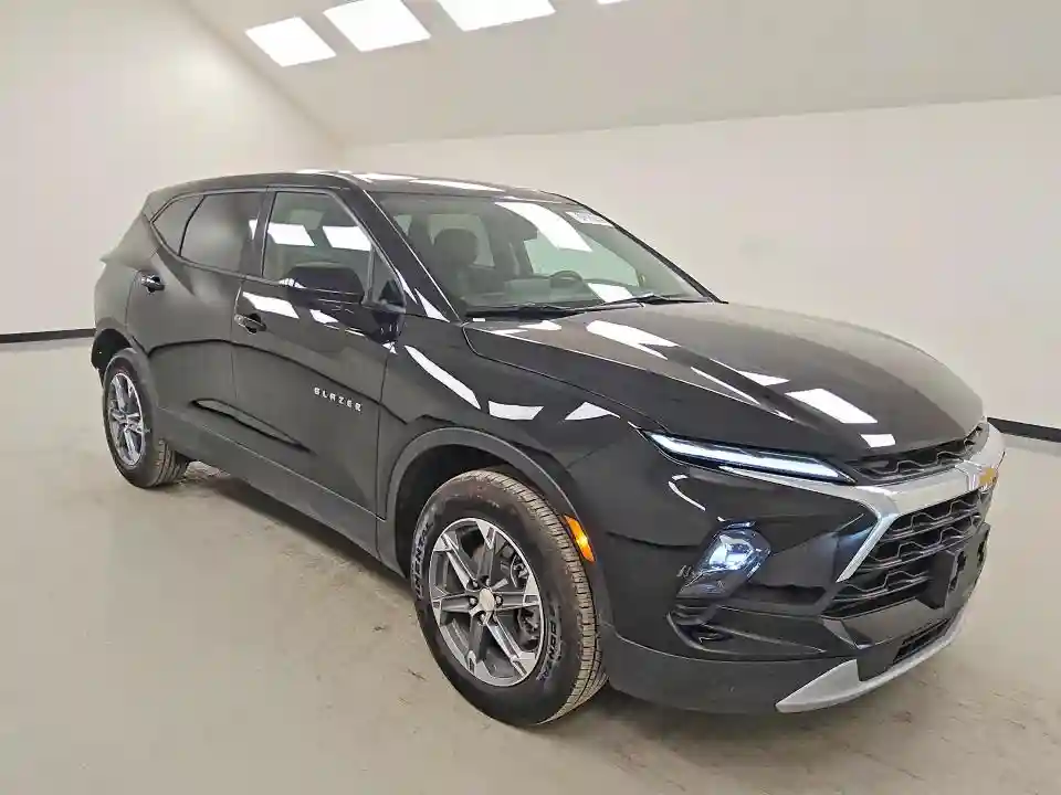 3GNKBCR45TS153813 2026 CHEVROLET BLAZER-3