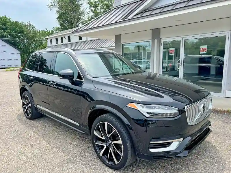 YV4BR0CK0M1756470 2021 VOLVO XC90 T8 RE-0