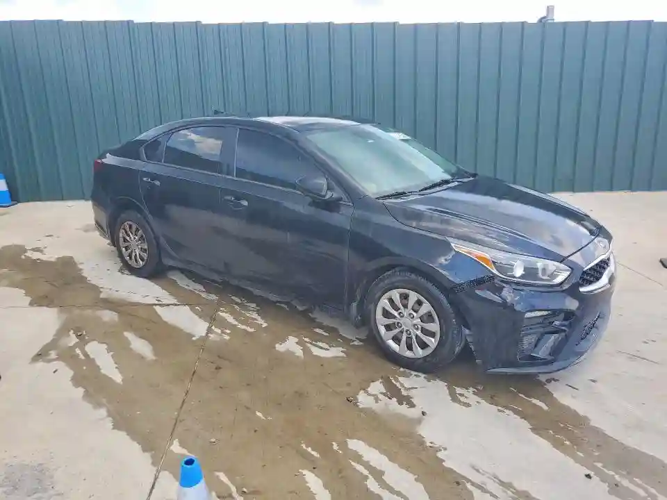 3KPF24AD8LE184919 2020 KIA FORTE-3