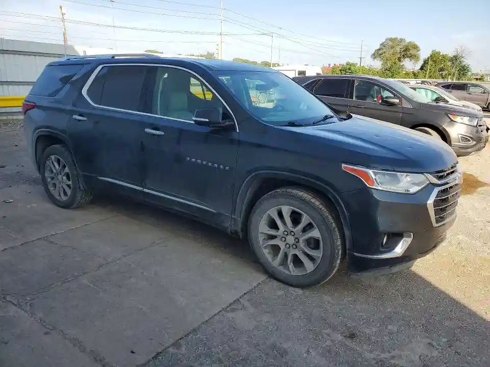 1GNEVJKW5JJ172249 2018 CHEVROLET TRAVERSE-3