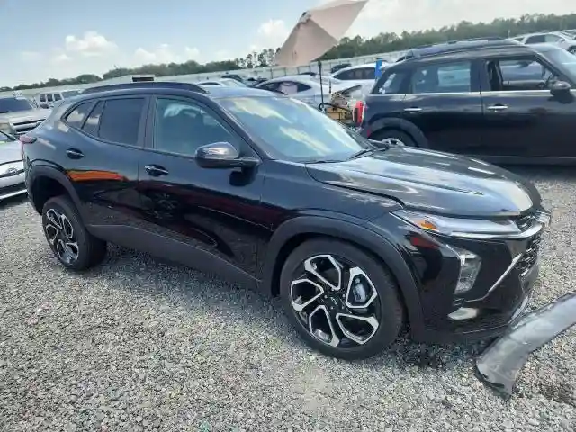 KL77LJEP6TC175032 2026 CHEVROLET TRAX-3