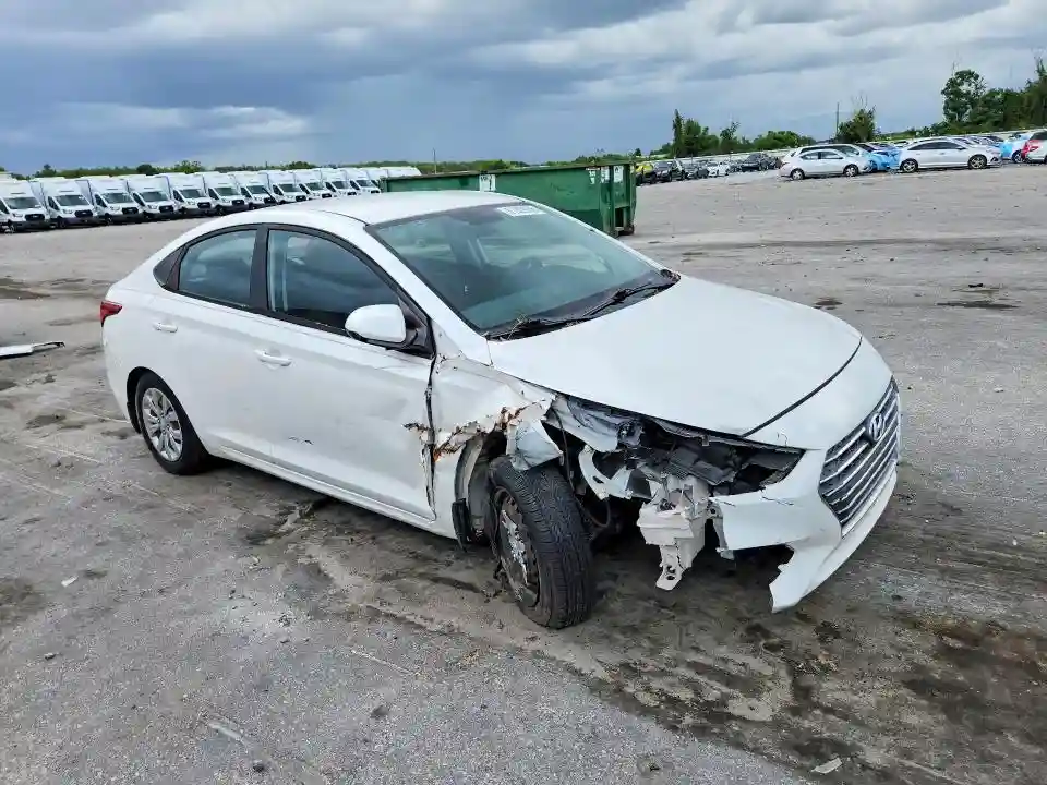 3KPC24A34KE077018 2019 HYUNDAI ACCENT-3
