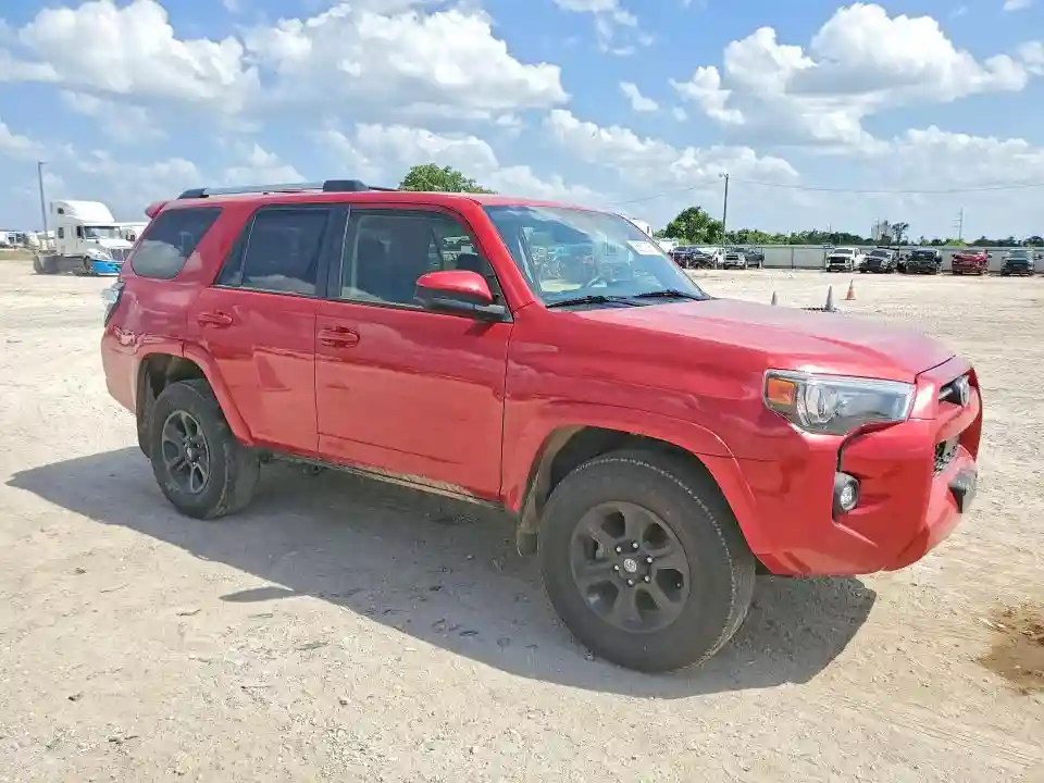 JTEMU5JR4R6281838 2024 TOYOTA 4RUNNER-3