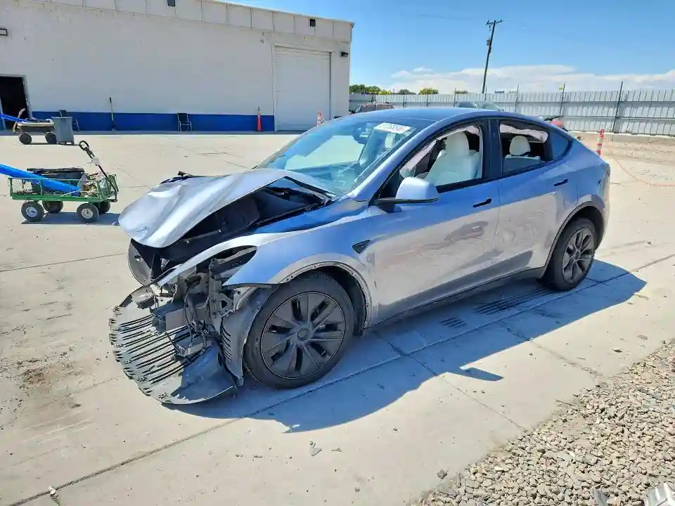 7SAYGDEE8RA301799 2024 TESLA MODEL Y-0