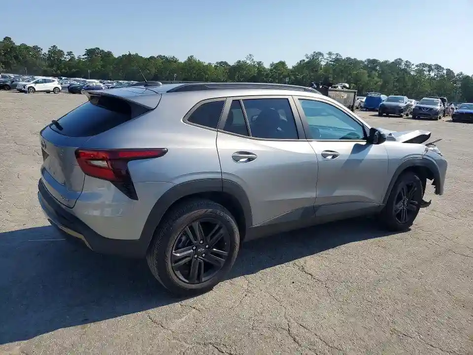 KL77LKEP3SC103547 2025 CHEVROLET TRAX-2