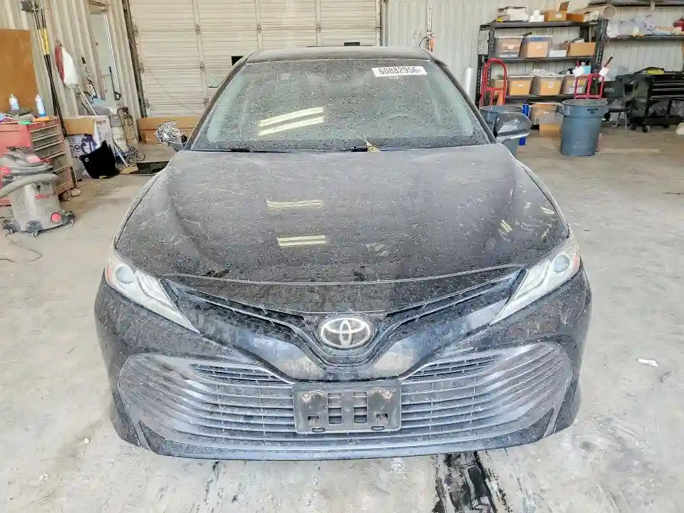 4T1B11HK1JU014254 2018 TOYOTA CAMRY-4