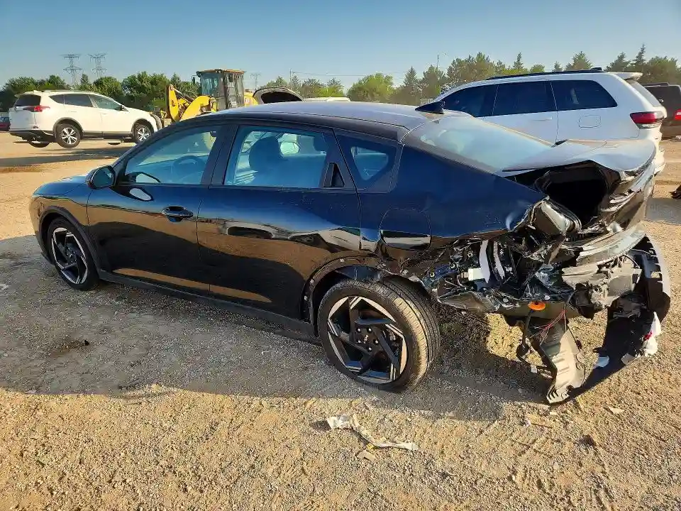 3KPFU4DEXSE027762 2025 KIA K4-1