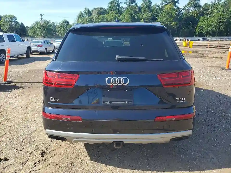 WA1VAAF77HD057274 2017 AUDI Q7-5
