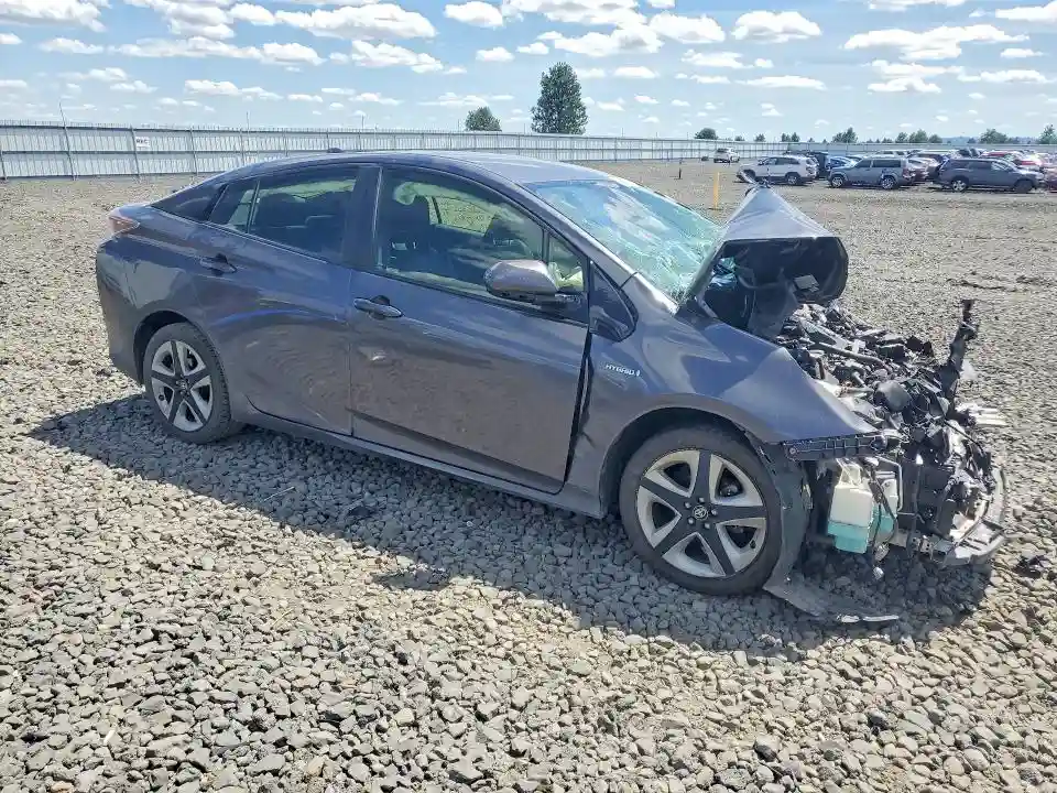 JTDKARFU7J3550316 2018 TOYOTA PRIUS-3