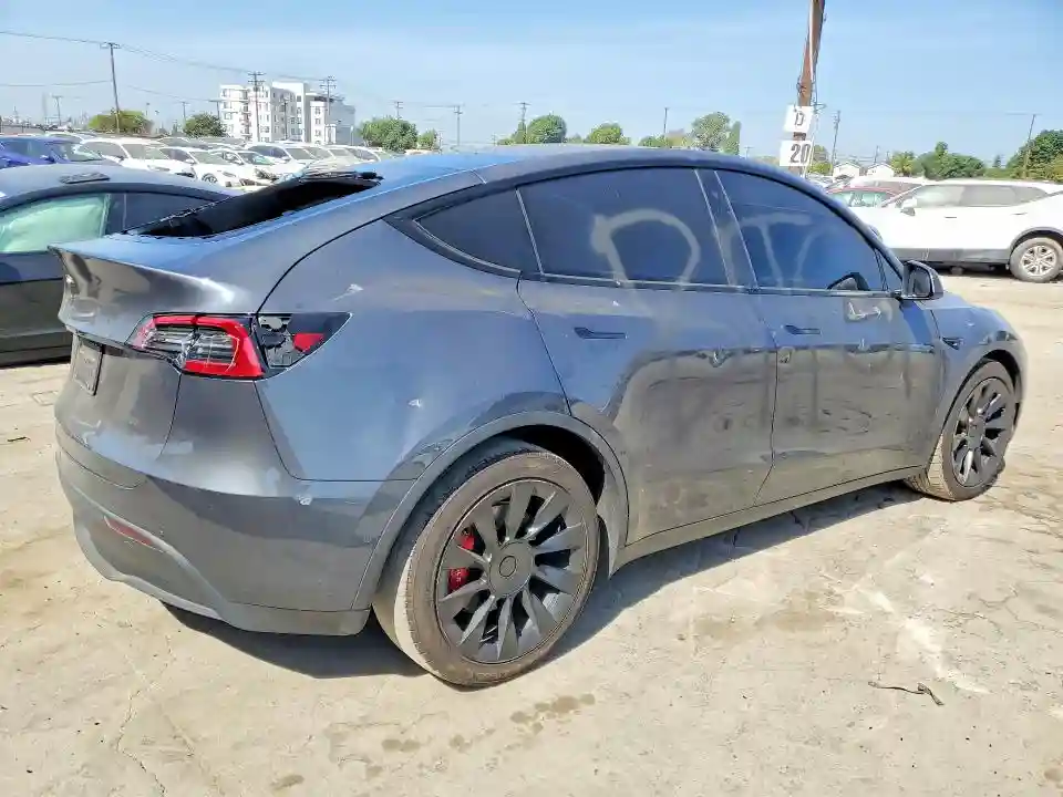 5YJYGDEF1LF000114 2020 TESLA MODEL Y-2