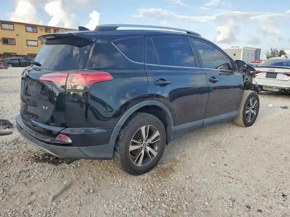 2T3WFREV7JW517682 2018 TOYOTA RAV4-2