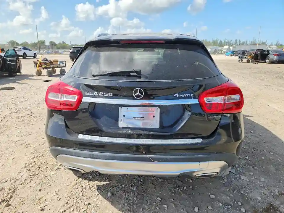 WDCTG4GB0FJ038445 2015 MERCEDES-BENZ GLA 250 4M-5