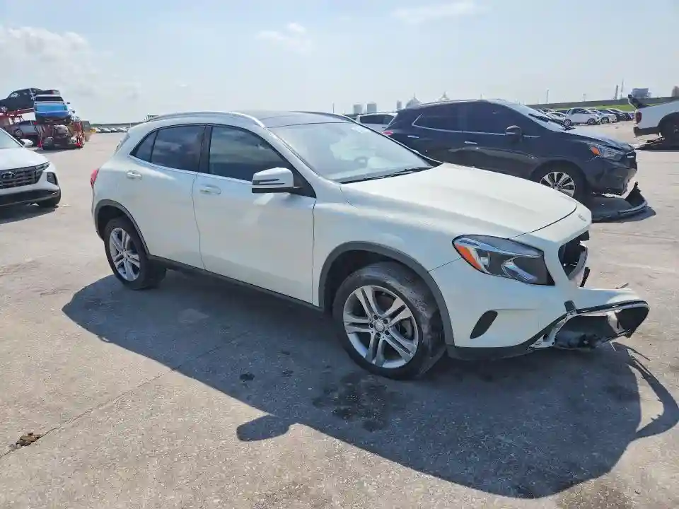 WDCTG4GB8HJ350211 2017 MERCEDES-BENZ GLA-CLASS-3