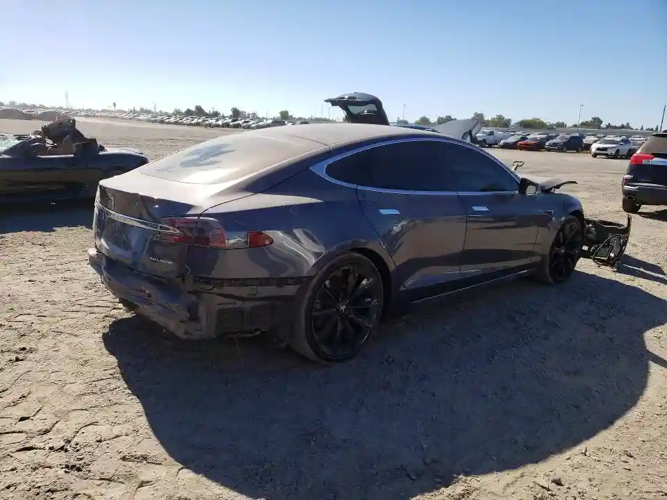 5YJSA1E26MF418222 2021 TESLA MODEL S-2