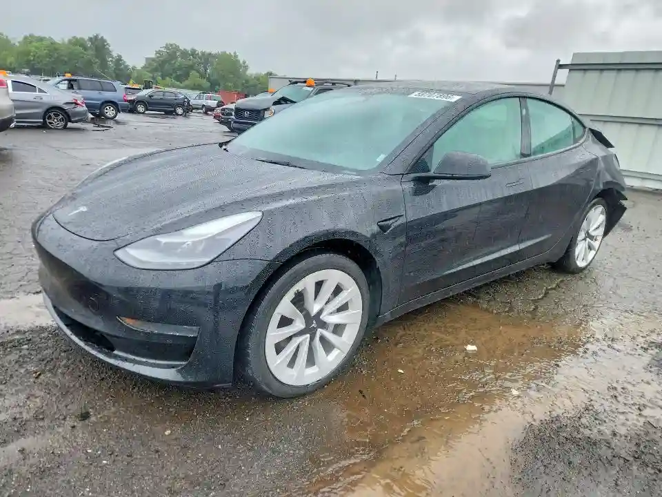 5YJ3E1EA9NF190718 2022 TESLA MODEL 3-0