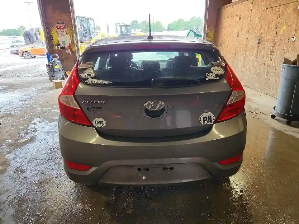KMHCT5AE9FU220861 2015 HYUNDAI ACCENT-5