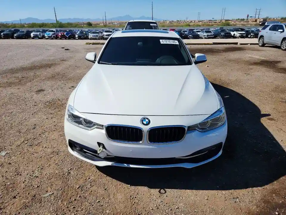 WBA8B9C54JEE81464 2018 BMW 3 SERIES-4