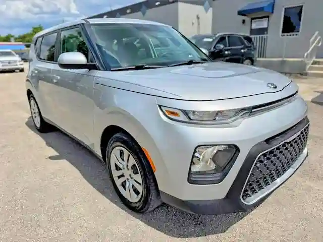 KNDJ23AU5L7098729 2020 KIA SOUL-3