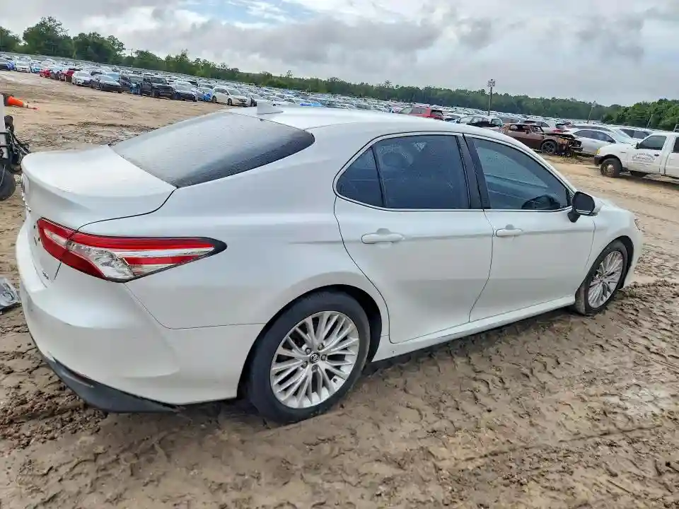 4T1B11HK9KU802992 2019 TOYOTA CAMRY-2
