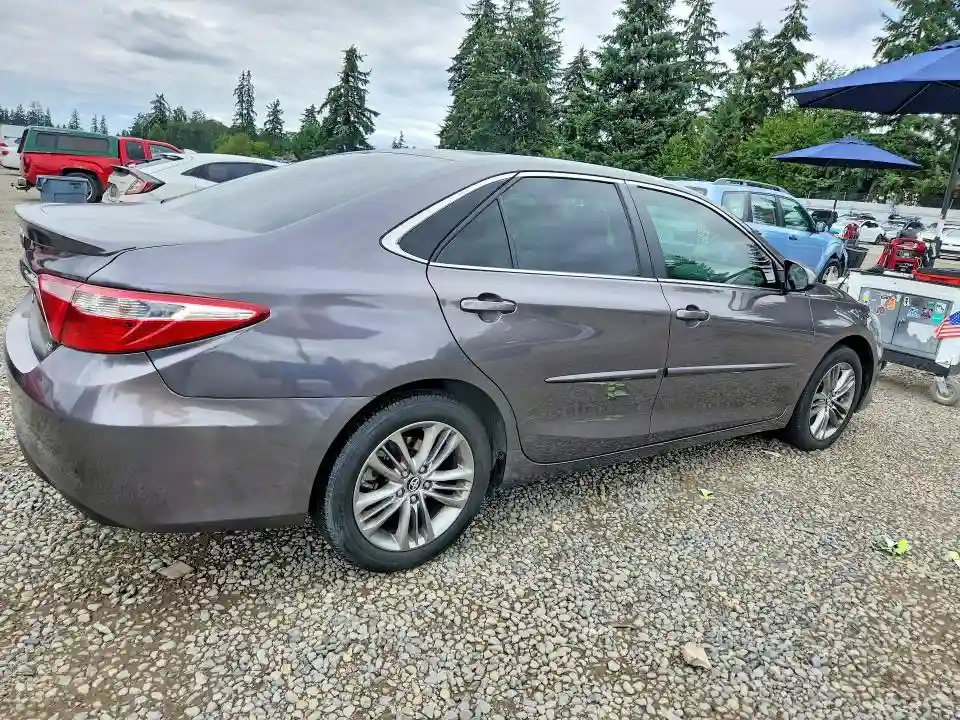 4T1BF1FK1HU767412 2017 TOYOTA CAMRY-2