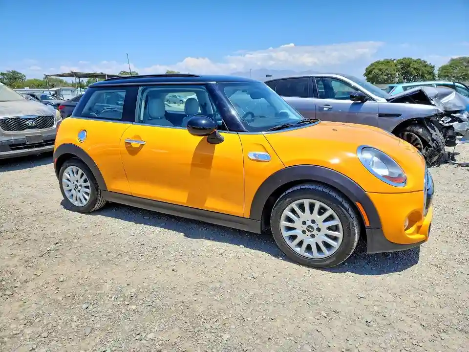 WMWXP7C58F2A33934 2015 MINI COOPER-3