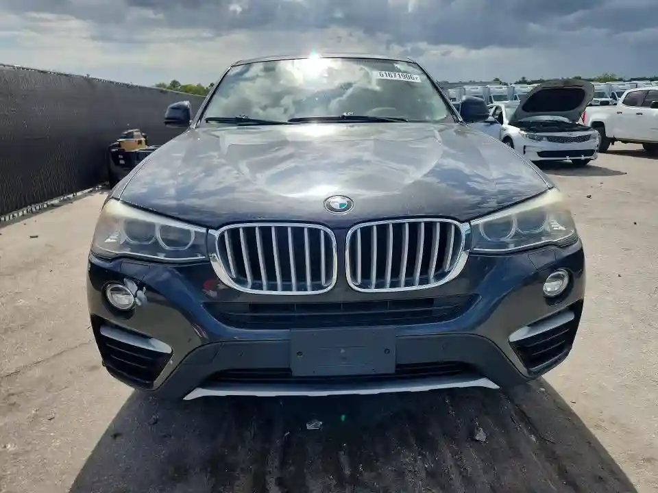 5UXXW3C55H0T78038 2017 BMW X4-4