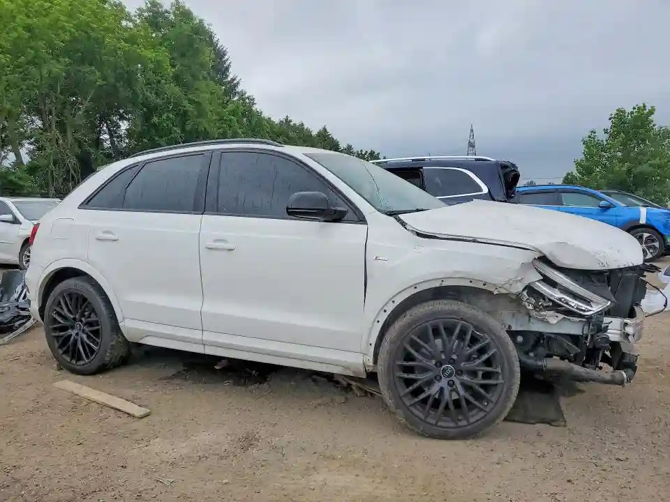 WA1GCCFS0JR030638 2018 AUDI Q3-3