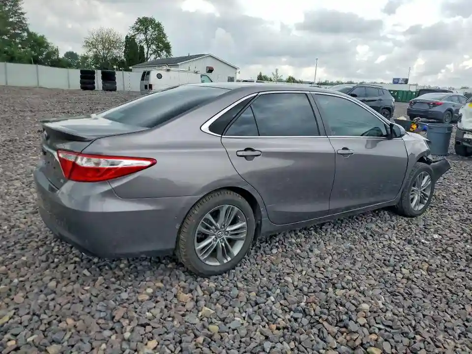 4T1BF1FK4HU811953 2017 TOYOTA CAMRY-2