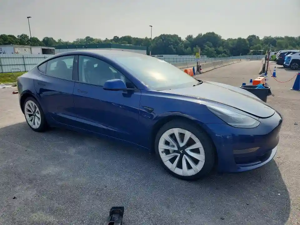 5YJ3E1EA7NF286928 2022 TESLA MODEL 3-3