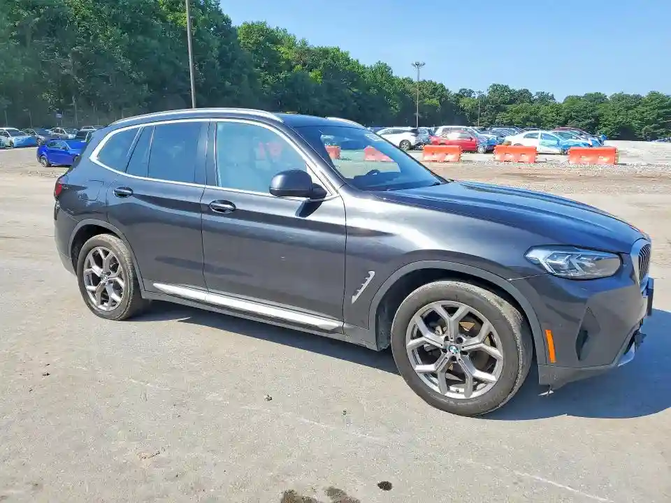 WBX57DP06NN172917 2022 BMW X3-3