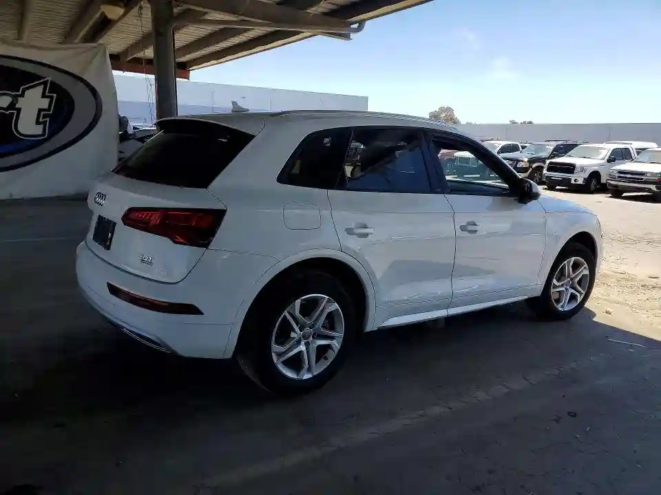 WA1ANAFY6J2014509 2018 AUDI Q5-2