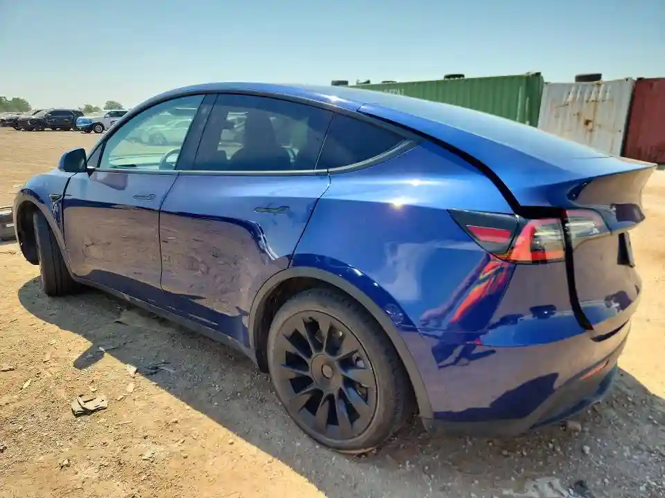 5YJYGDEE9MF121126 2021 TESLA MODEL Y-1