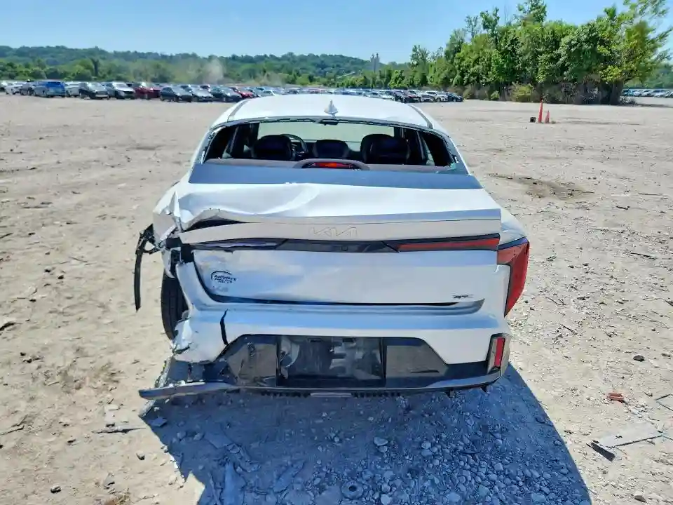 3KPFW4DE9SE109511 2025 KIA K4 GT LINE-5
