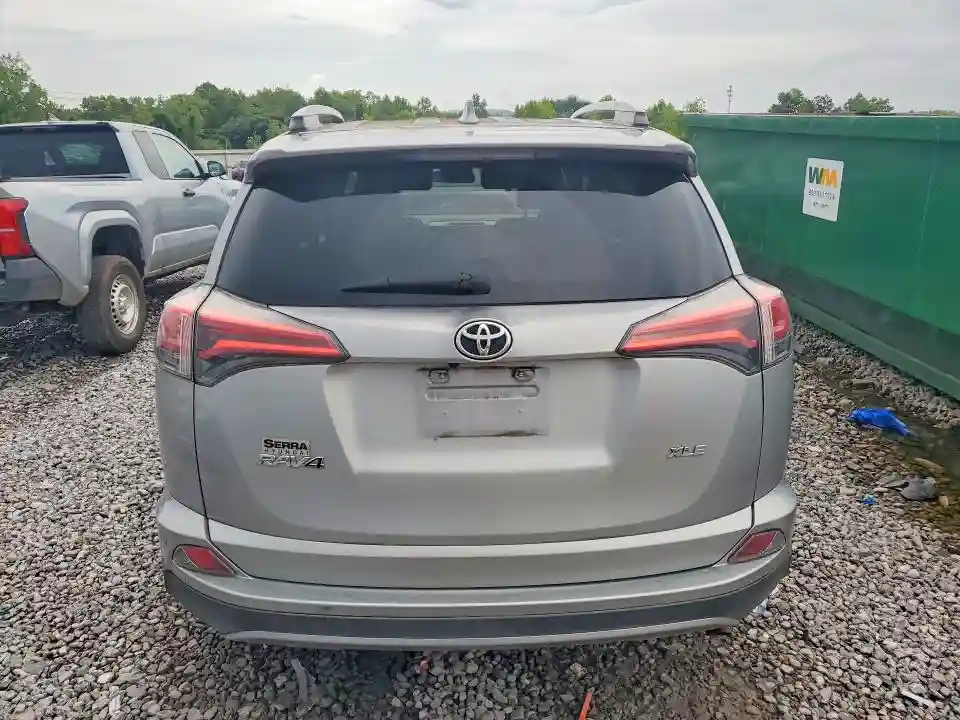 2T3WFREV6JW501876 2018 TOYOTA RAV4-5