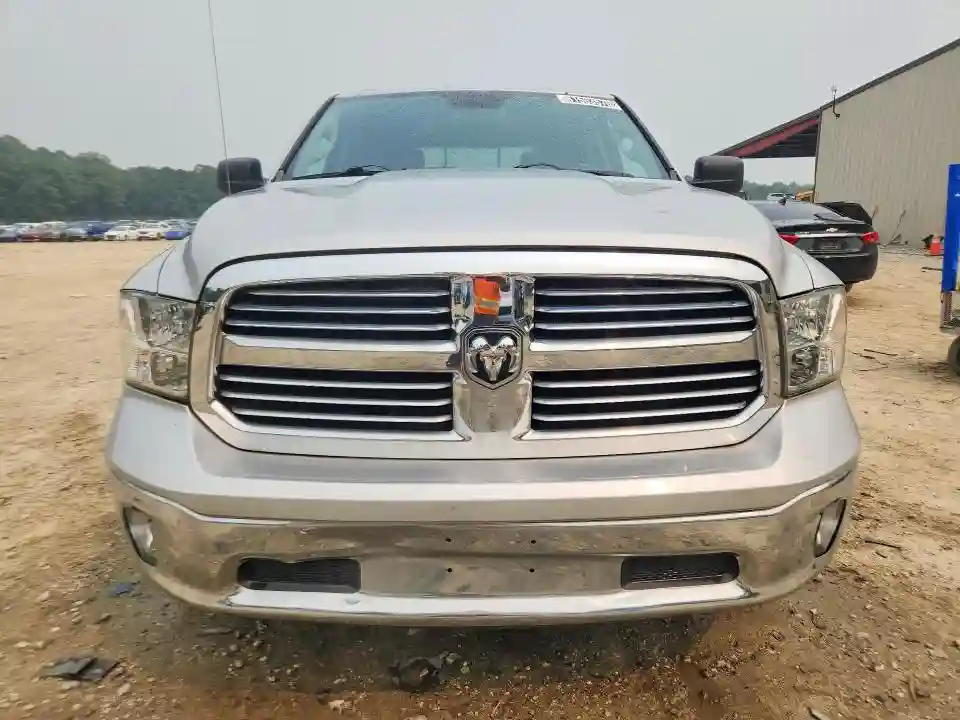 1C6RR7TT4FS788023 2015 RAM 1500-4