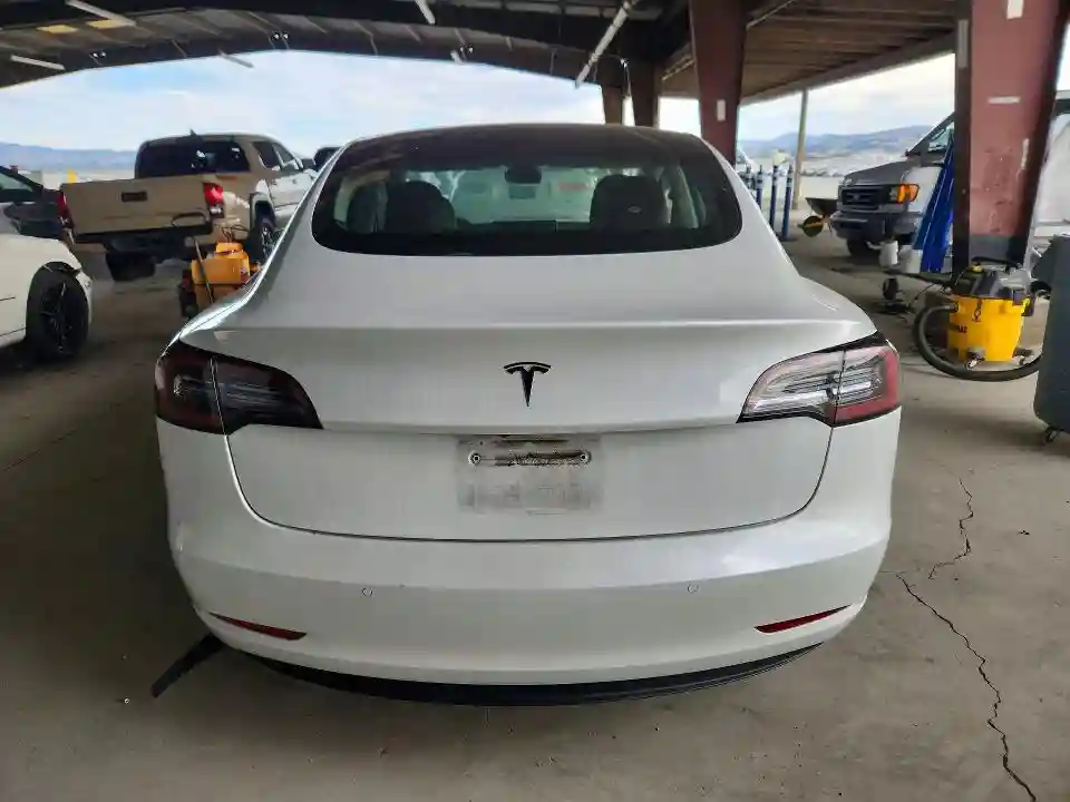 5YJ3E1EA3MF089267 2021 TESLA MODEL 3-5