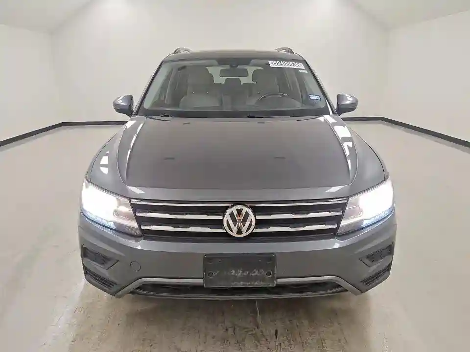 3VV3B7AX8KM178834 2019 VOLKSWAGEN TIGUAN-4