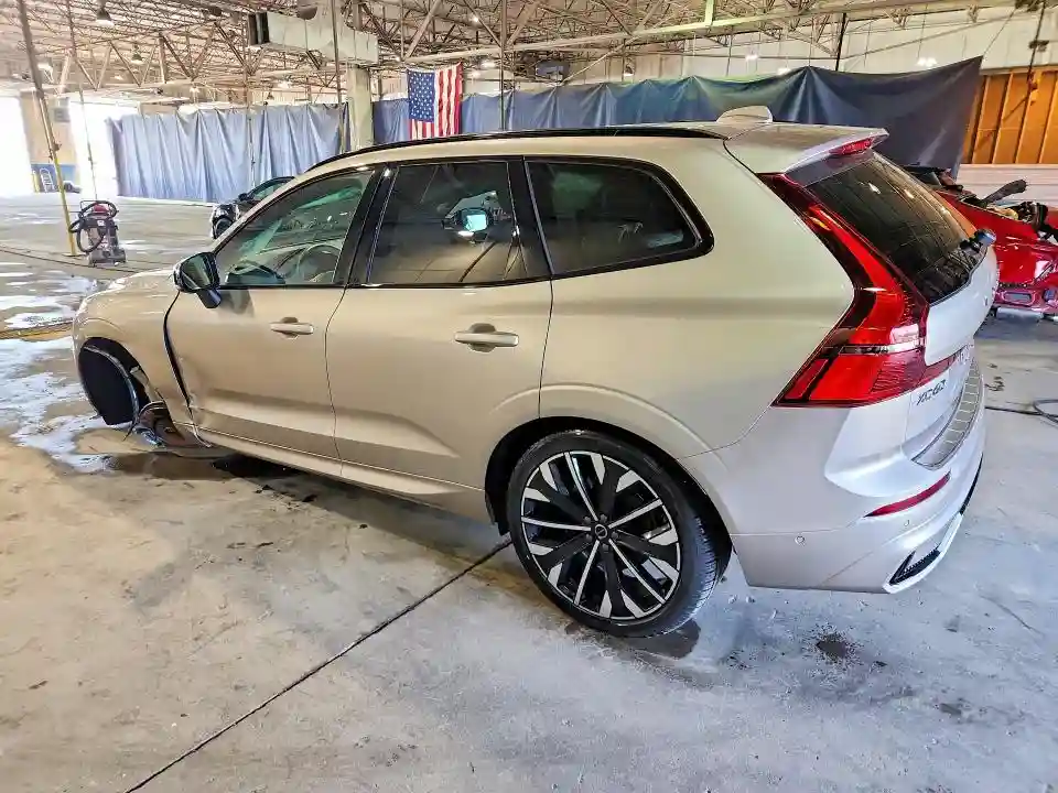 YV4M12RM1T1412763 2026 VOLVO XC60-1