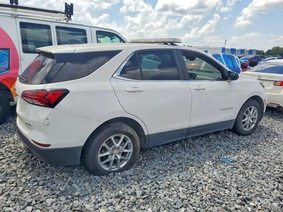 3GNAXTEV9NL244754 2022 CHEVROLET EQUINOX-2