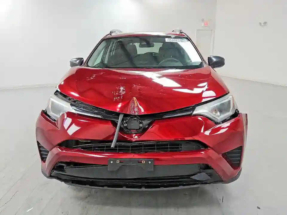 2T3BFREV1JW743988 2018 TOYOTA RAV4-4