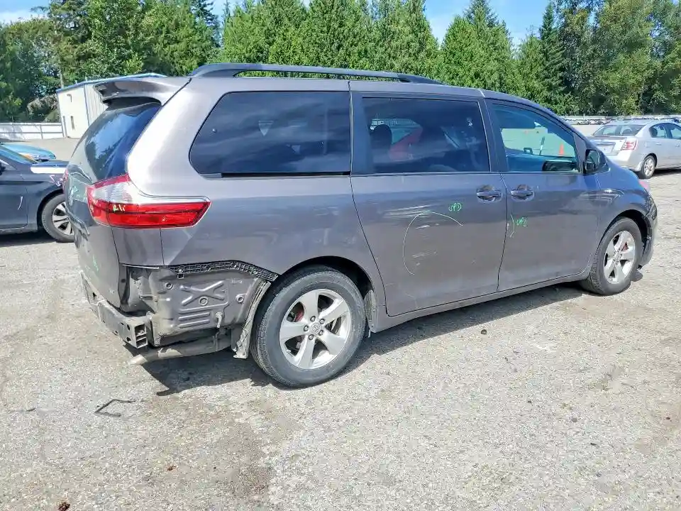 5TDKK3DC7GS724462 2016 TOYOTA SIENNA-2