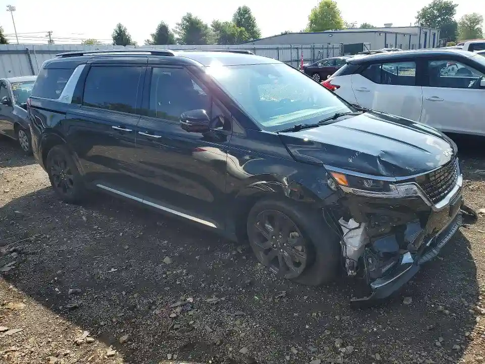 KNDNE5H37R6351985 2024 KIA CARNIVAL S-3