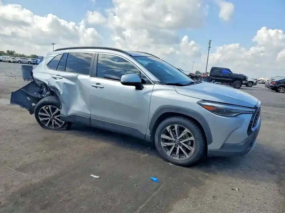 7MUDAAAG8NV006302 2022 TOYOTA COROLLA CR-3