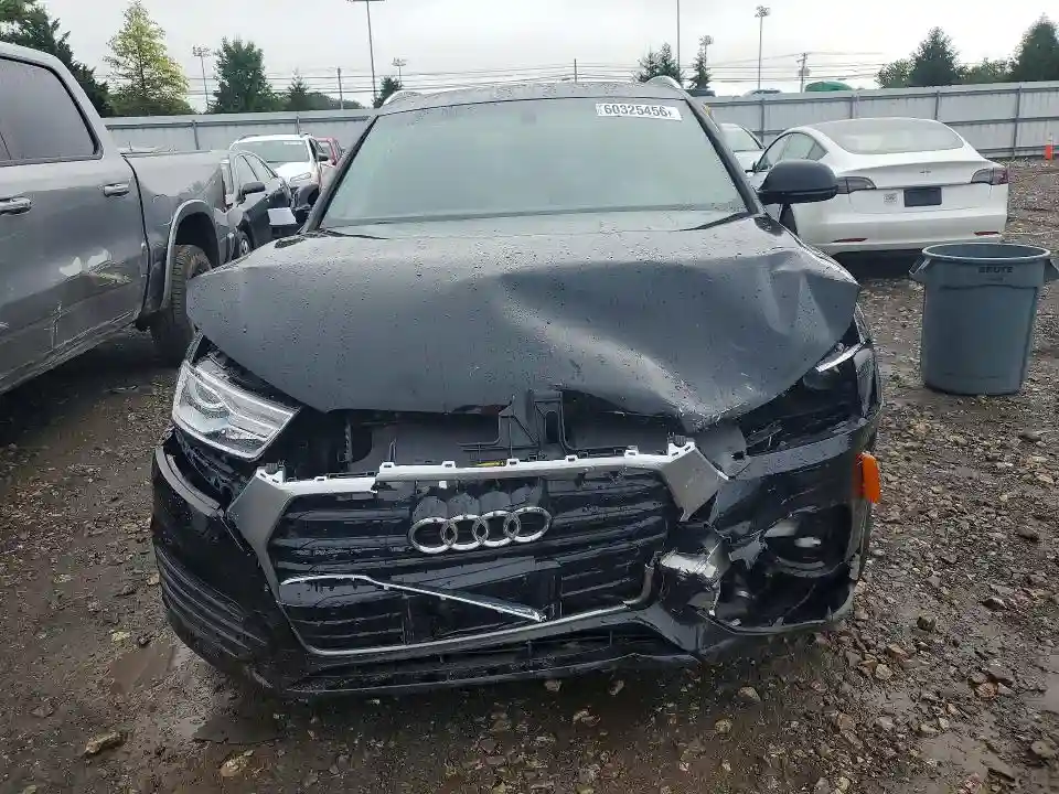 WA1BCCFS3JR023001 2018 AUDI Q3-4