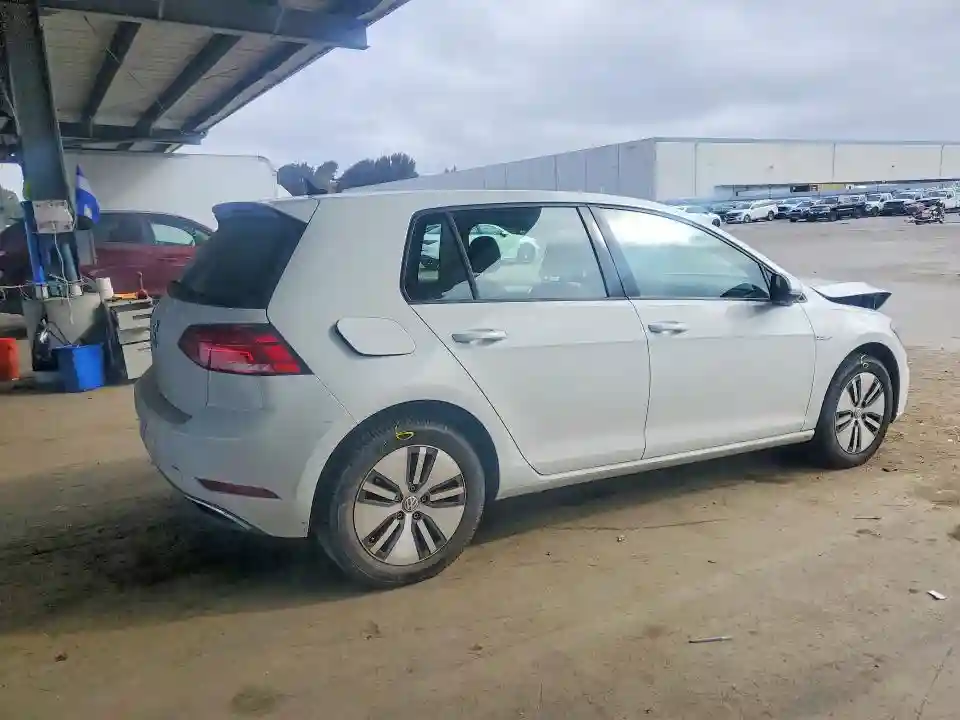 WVWKR7AU2HW953701 2017 VOLKSWAGEN GOLF-2