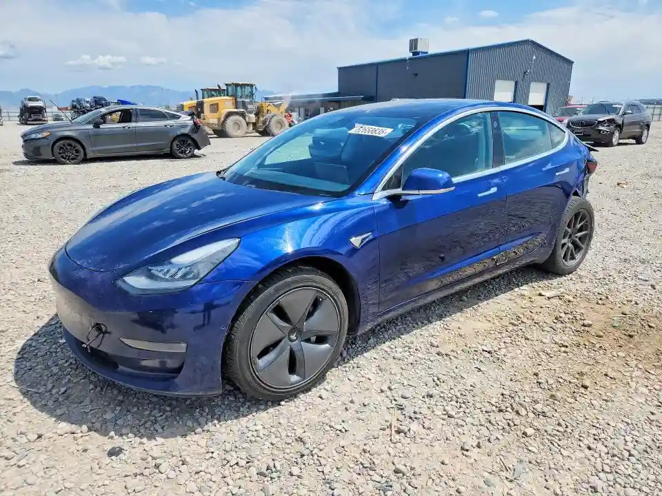 5YJ3E1EB7KF433138 2019 TESLA MODEL 3-0