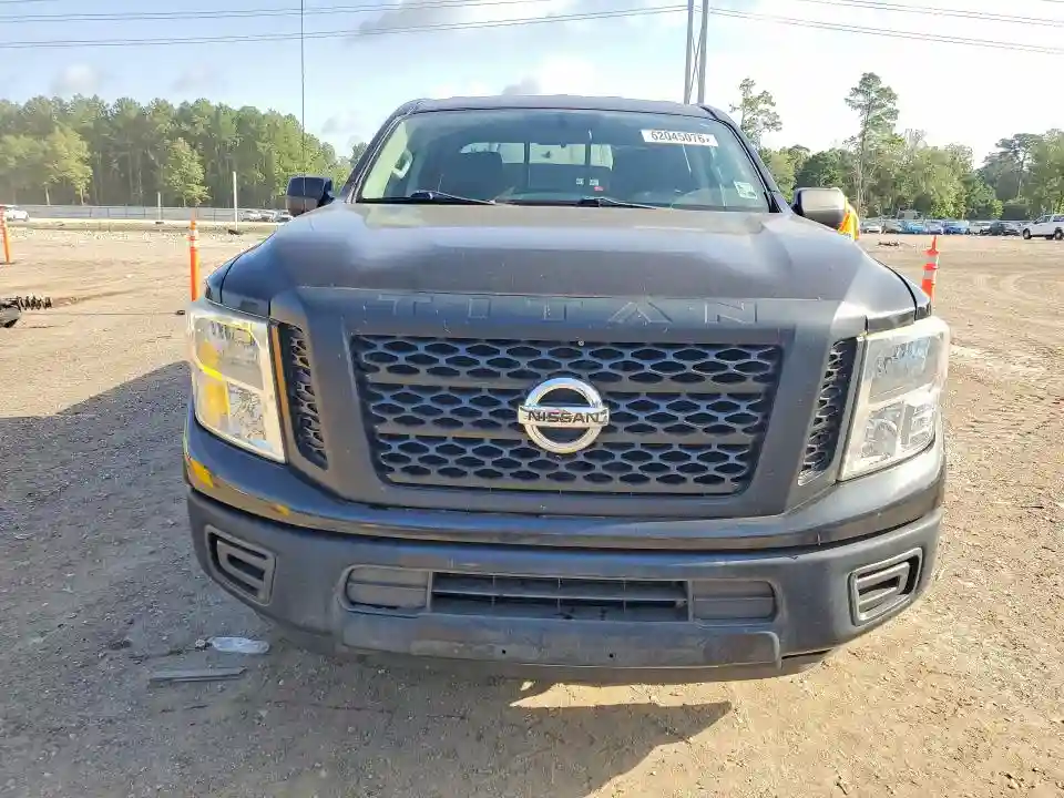 1N6BA1F13HN512990 2017 NISSAN TITAN-4