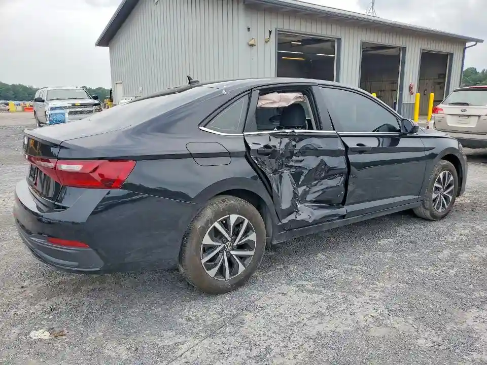 3VW5X7BU1SM033788 2025 VOLKSWAGEN JETTA-2