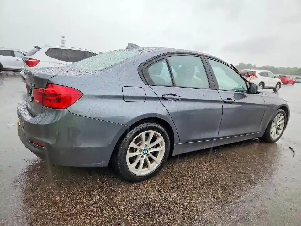 WBA8A3C51JA488473 2018 BMW 3 SERIES-2