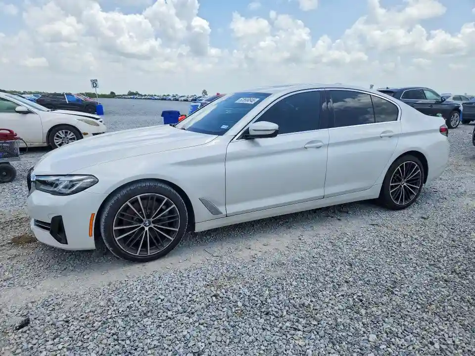 WBA53BH09NWX81356 2022 BMW 5 SERIES-0